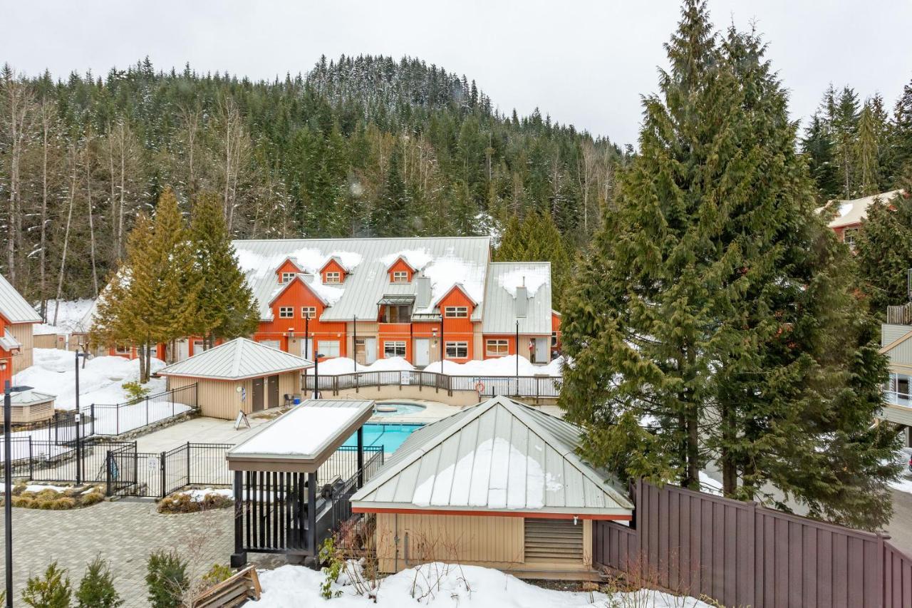 Lake Placid Lodge By Whiski Jack วิสต์เลอร์ ภายนอก รูปภาพ